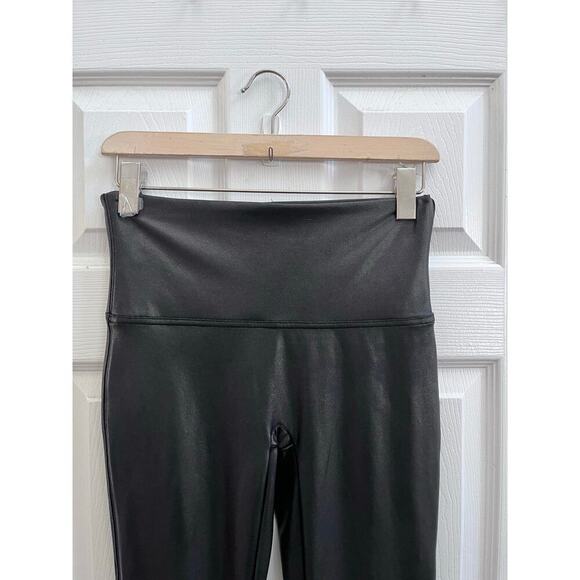 Spanx Black Faux Leather Leggings Size Large Style 2437 - Picture 4 of 10